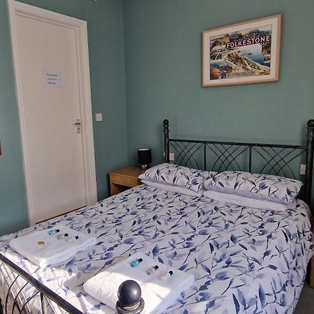 The Portland Hotel Фолкстон Екстериор снимка