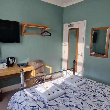 The Portland Hotel Фолкстон Екстериор снимка