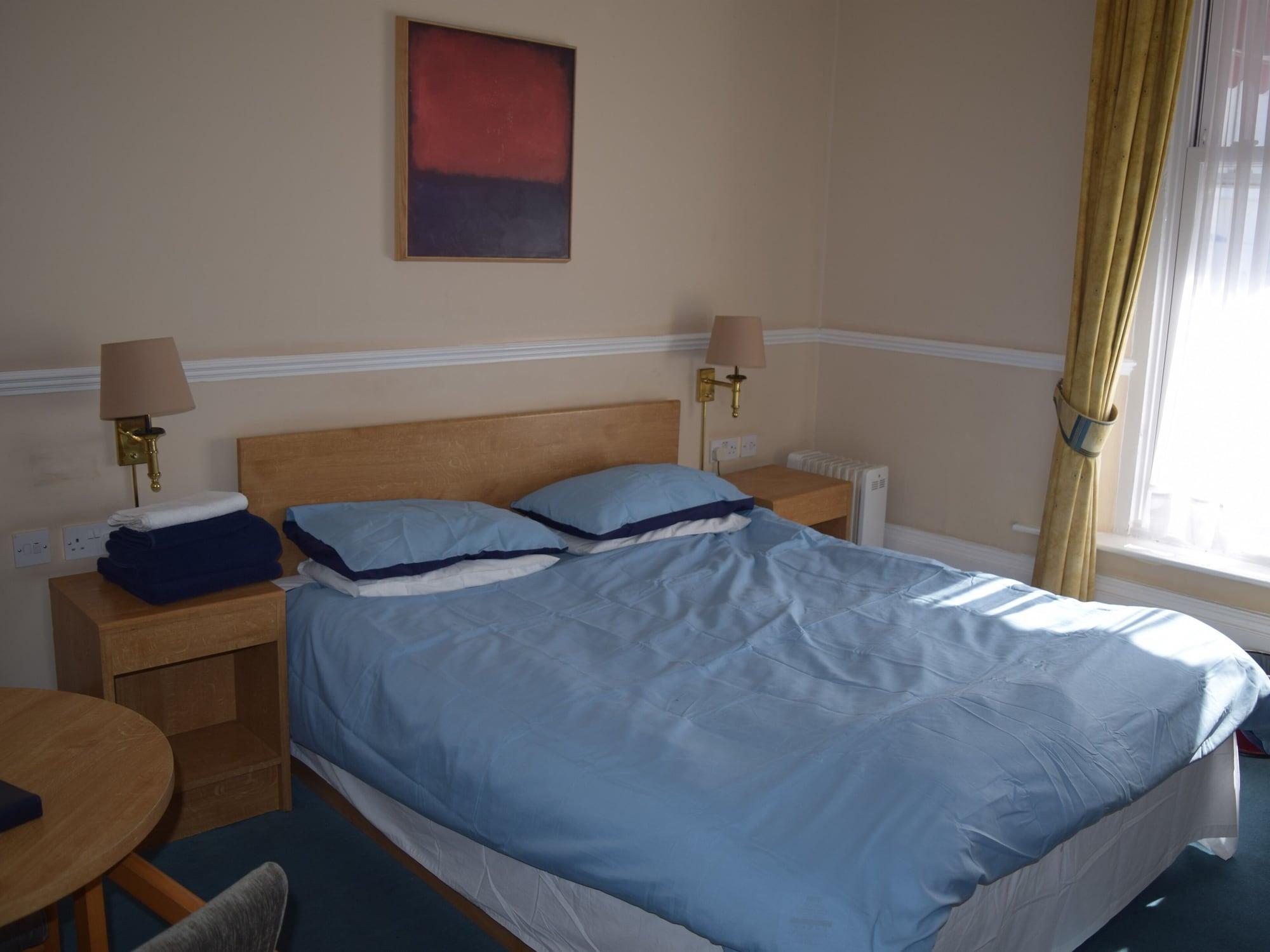 The Portland Hotel Фолкстон Екстериор снимка
