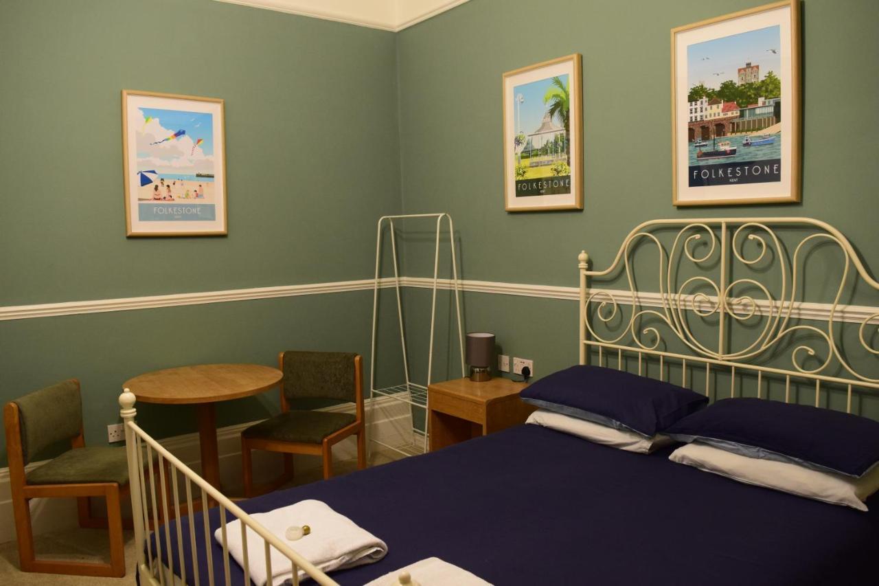 The Portland Hotel Фолкстон Екстериор снимка