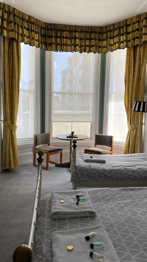 The Portland Hotel Фолкстон Екстериор снимка